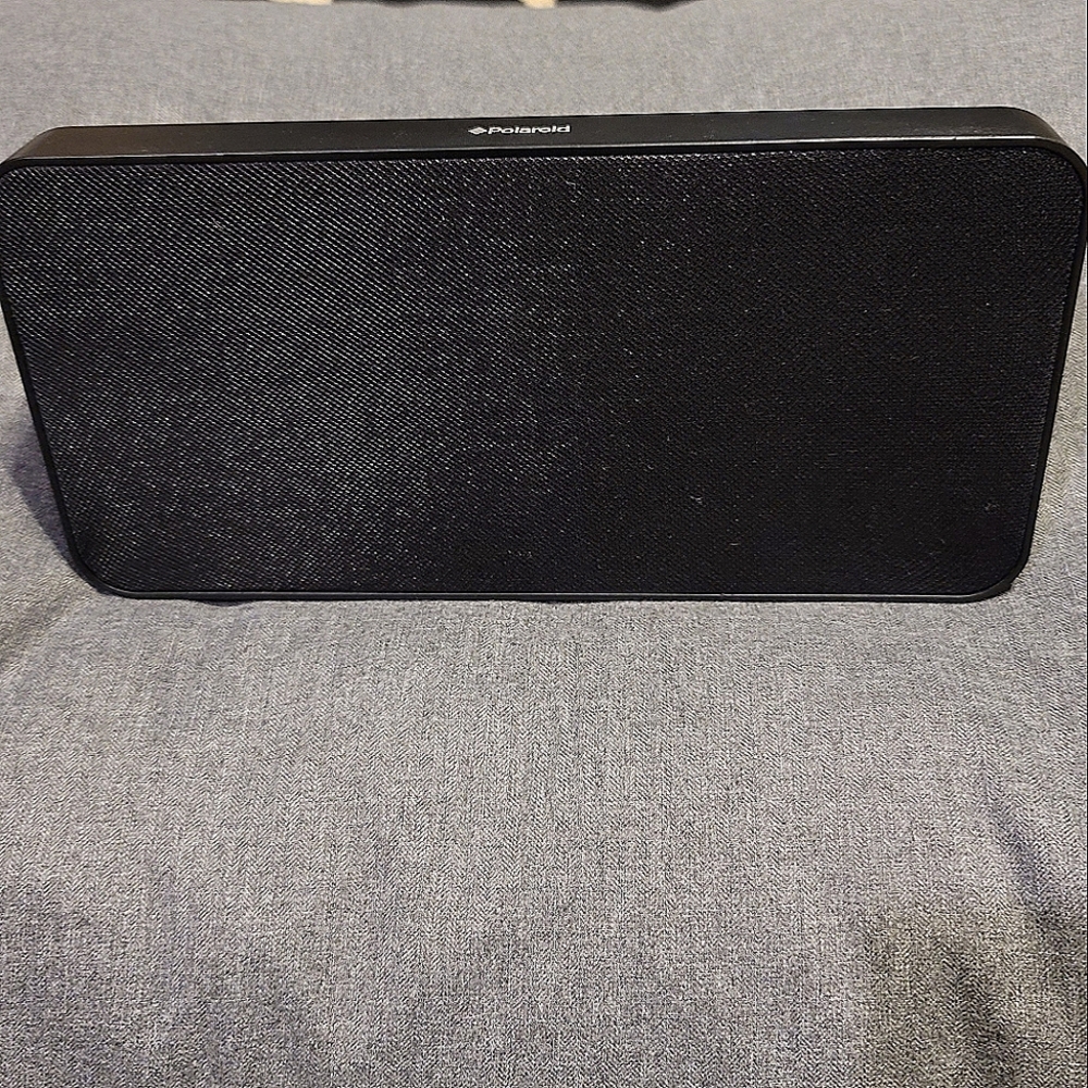 Polaroid Wireless Bluetooth Portable Speaker